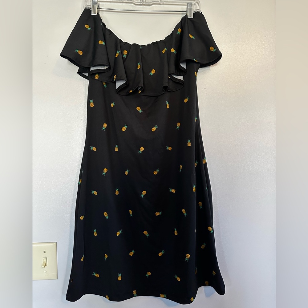 Off the shoulder summer dress.
